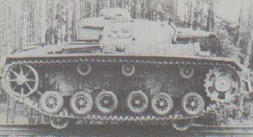 Panzer III ausf N als Schienen-Ketten.JPG (11116 bytes)